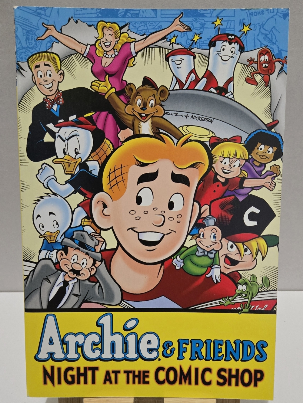 Archie & Friends: Night at the Comic Shop (Paperback)